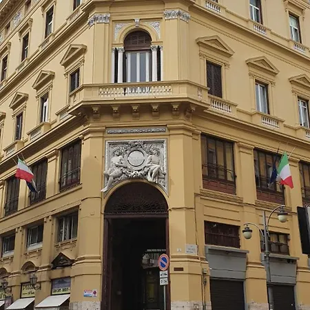 Suite Galleria Umberto I-2